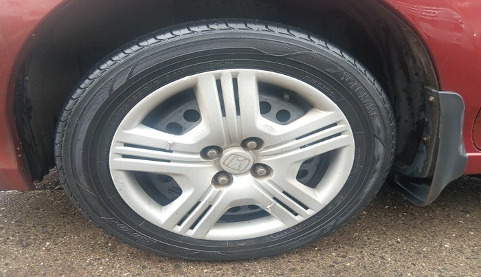 2010 Honda City 1.5L I-VTEC S MT, Petrol, Manual, 1,74,293 km, tyre