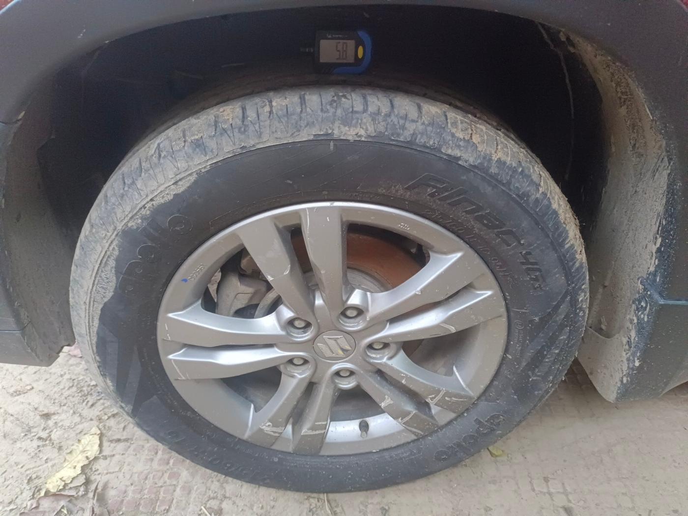 2017 Maruti Vitara Brezza ZDI PLUS, Diesel, Manual, 94,768 km, tyre