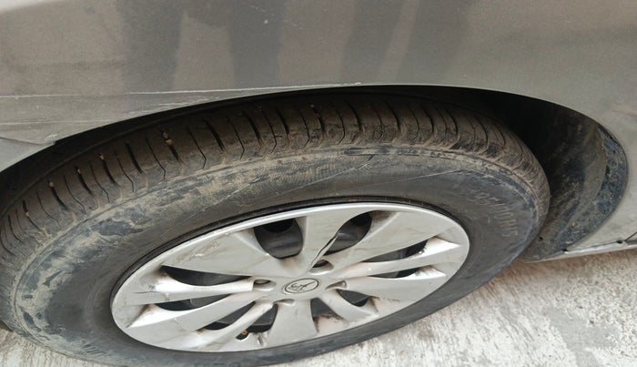 2016 Maruti Baleno DELTA DIESEL 1.3, Diesel, Manual, 1,05,402 km, tyre