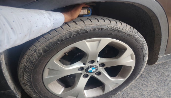 2013 BMW X1 sDrive20d, Diesel, Automatic, 1,18,800 km, tyre