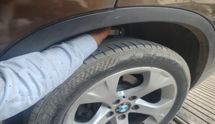 2013 BMW X1 sDrive20d, Diesel, Automatic, 1,18,800 km, tyre