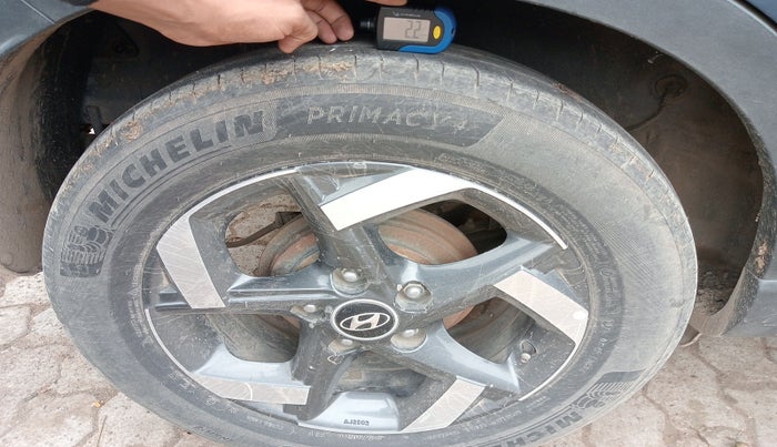 2019 Hyundai VENUE SX 1.0 TURBO, Petrol, Manual, 95,929 km, tyre