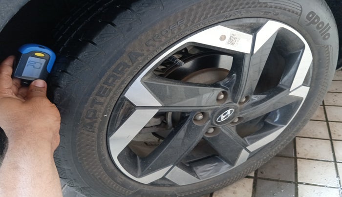2023 Hyundai ALCAZAR PLATINUM 1.5 MT 7STR, Diesel, Manual, 36,063 km, tyre