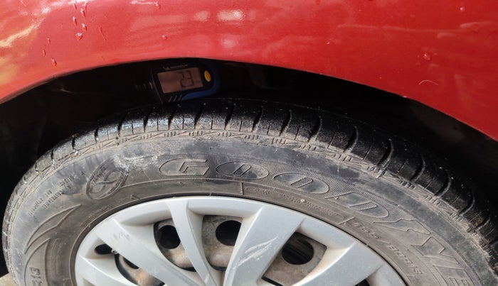 2013 Hyundai i10 MAGNA 1.2, Petrol, Manual, 52,068 km, tyre