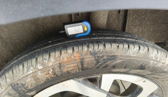 2022 Nissan MAGNITE XV PREMIUM TURBO (O) CVT, Petrol, Automatic, 27,188 km, tyre