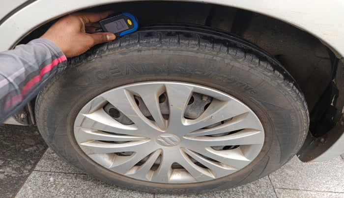 2015 Maruti Ertiga VXI CNG, Petrol, Manual, 63,170 km, tyre