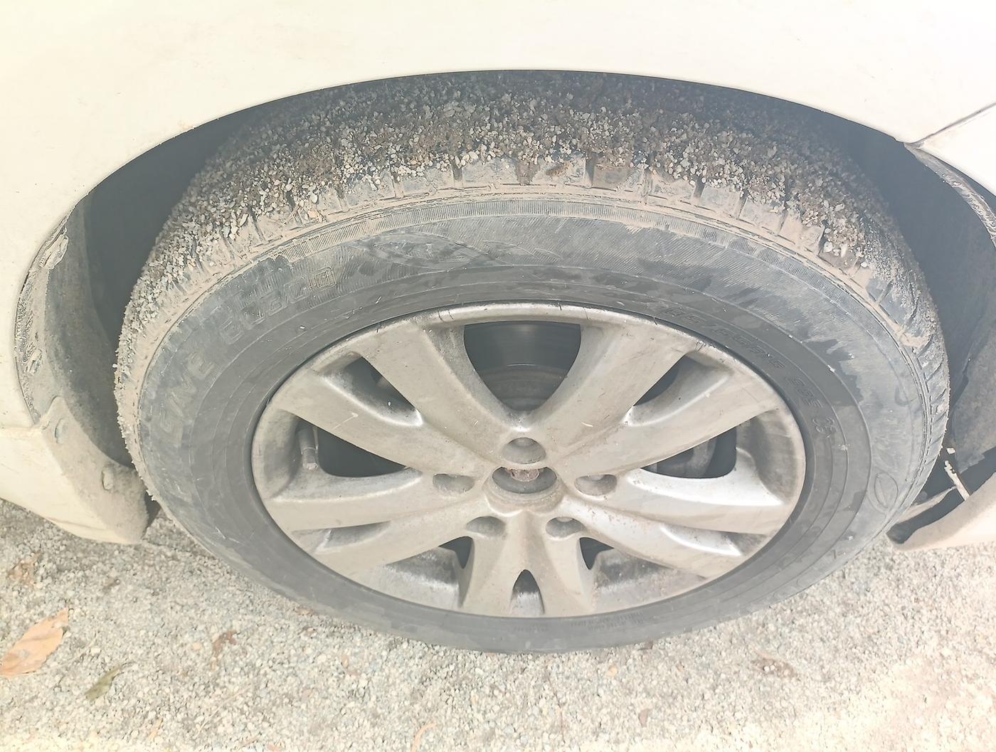 2016 Maruti Ertiga ZDI + SHVS, Diesel, Manual, 1,20,892 km, tyre