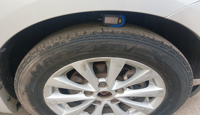 2013 Maruti Ertiga VXI, Petrol, Manual, 59,204 km, tyre