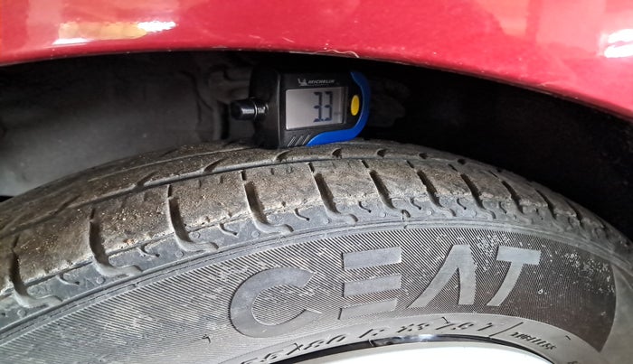 2010 Hyundai i10 SPORTZ 1.2, Petrol, Manual, 1,41,696 km, tyre