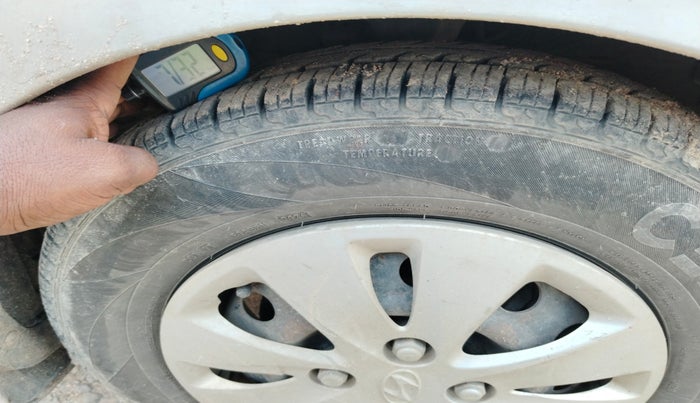 2012 Hyundai i10 MAGNA 1.2, Petrol, Manual, 1,10,409 km, tyre