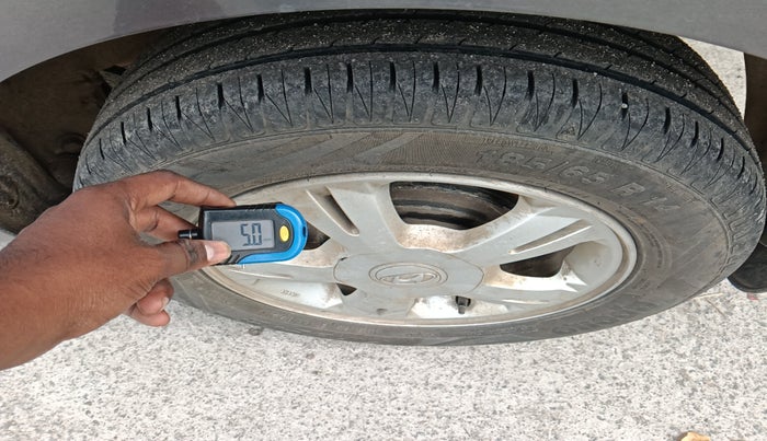 2011 Hyundai i20 ASTA 1.2, Petrol, Manual, 79,953 km, tyre