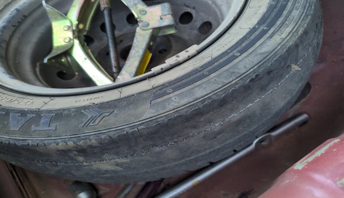 2011 Hyundai i20 MAGNA 1.2, Petrol, Manual, 1,11,256 km, tyre