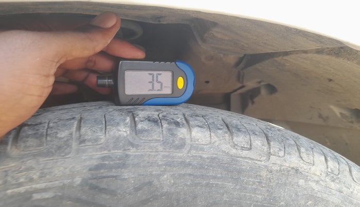 2012 Maruti Swift Dzire VDI, Diesel, Manual, 1,45,076 km, tyre