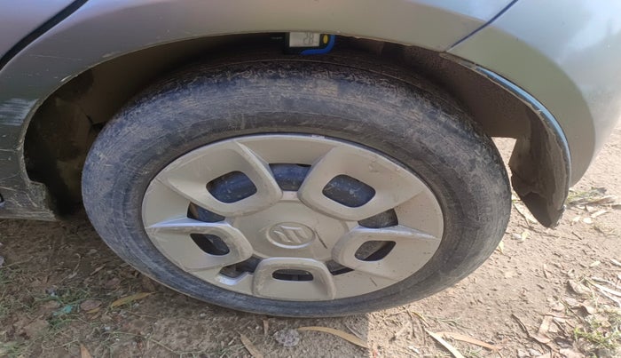 2018 Maruti IGNIS DELTA 1.2, Petrol, Manual, 40,809 km, tyre