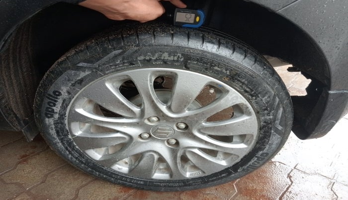 2017 Maruti Baleno ZETA DIESEL 1.3, Diesel, Manual, 27,862 km, tyre