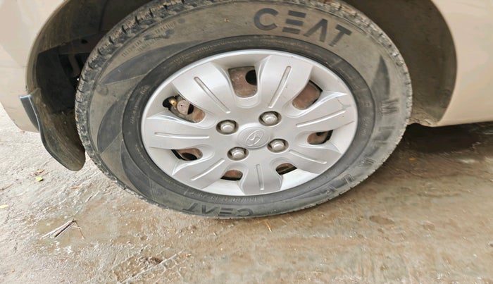 2010 Hyundai i10 SPORTZ 1.2, Petrol, Manual, 75,108 km, tyre