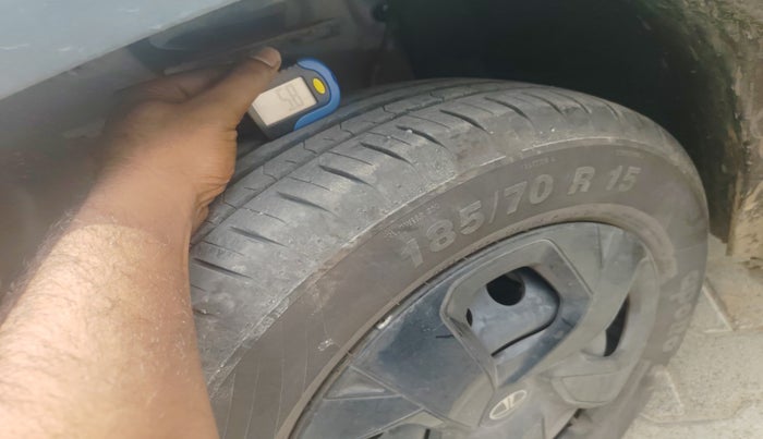 2024 Tata PUNCH ADVENTURE MT, Petrol, Manual, 14,955 km, tyre