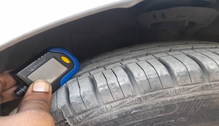 2021 Hyundai AURA S 1.2, Petrol, Manual, 39,590 km, tyre