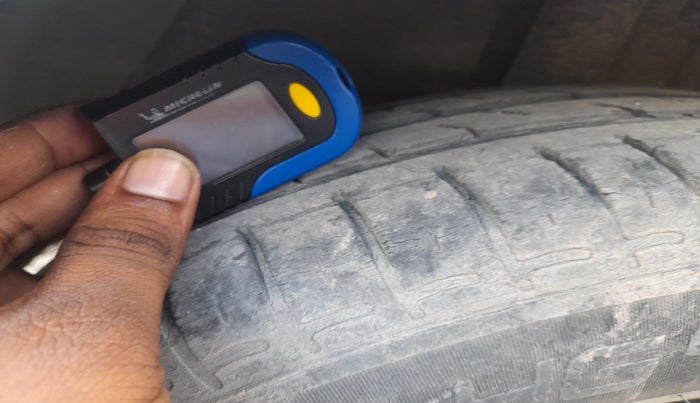 2021 Hyundai AURA S 1.2, Petrol, Manual, 39,590 km, tyre