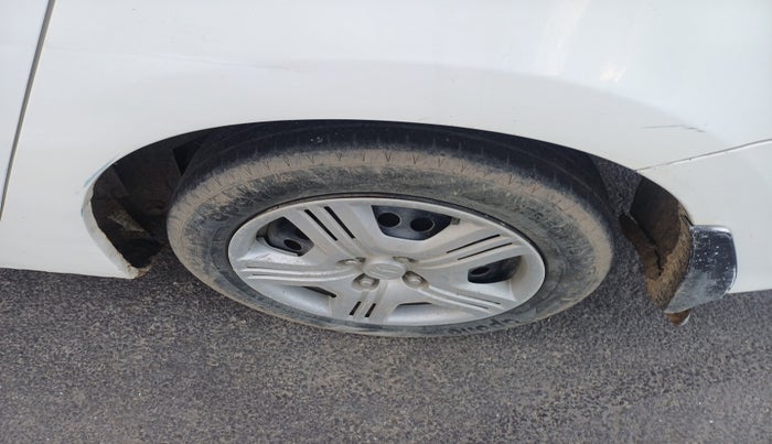 2010 Honda City 1.5L I-VTEC S MT, Petrol, Manual, 1,24,189 km, tyre