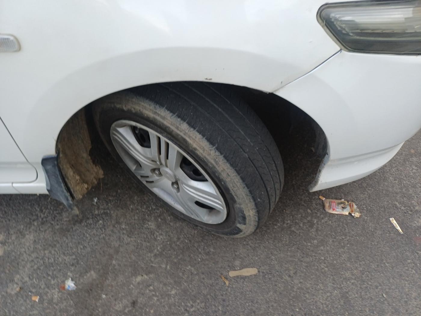 2010 Honda City 1.5L I-VTEC S MT, Petrol, Manual, 1,26,500 km, tyre