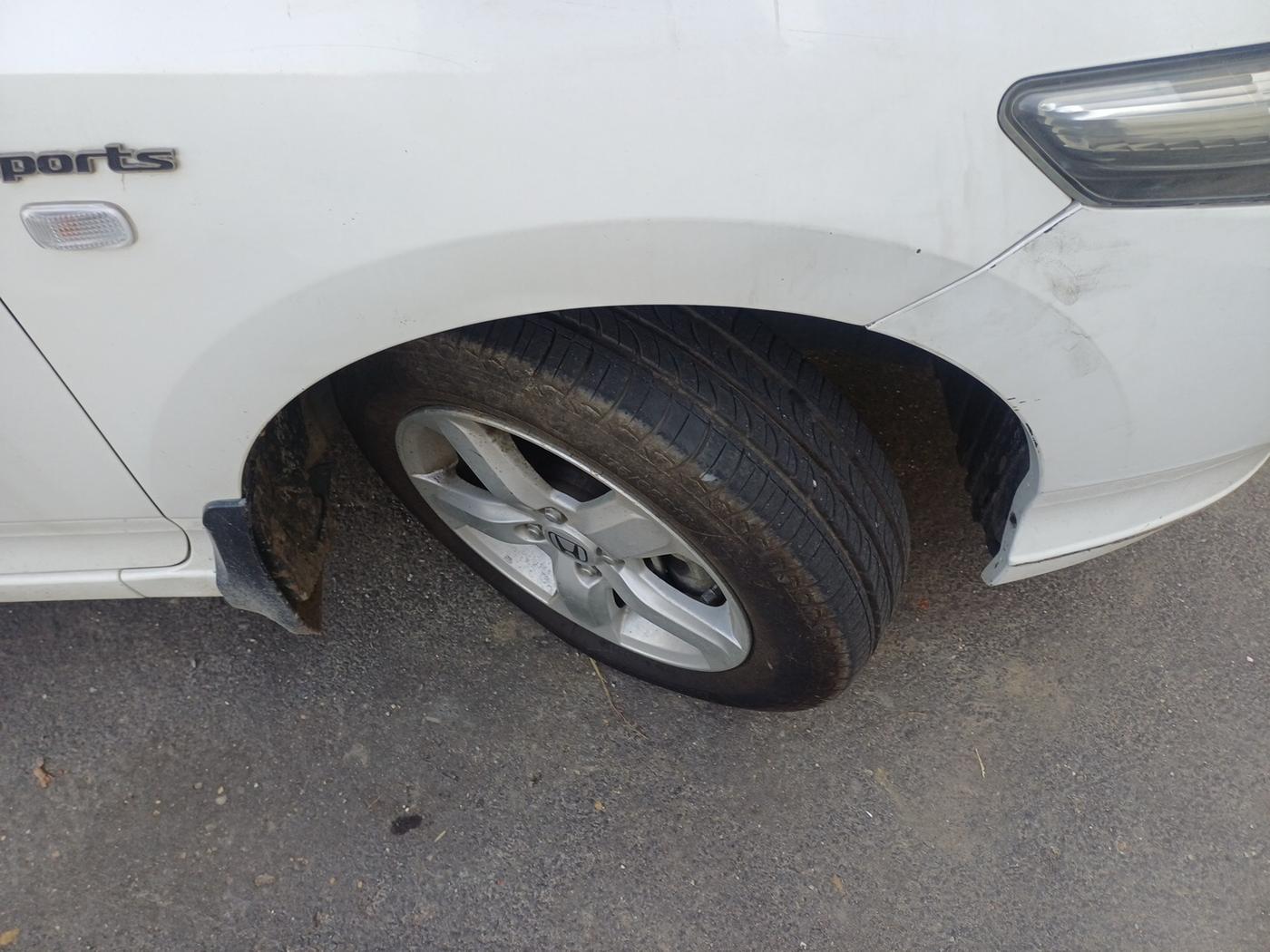 2013 Honda City 1.5L I-VTEC S MT, Petrol, Manual, 38,034 km, tyre