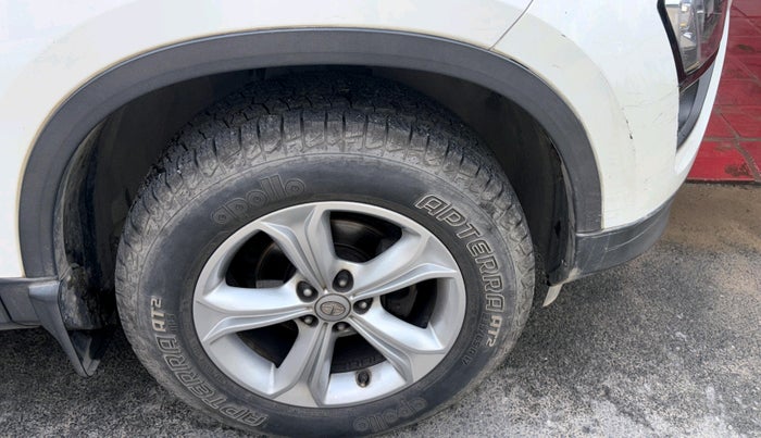 2019 Tata Harrier XZ 2.0L, Diesel, Manual, 58,024 km, tyre