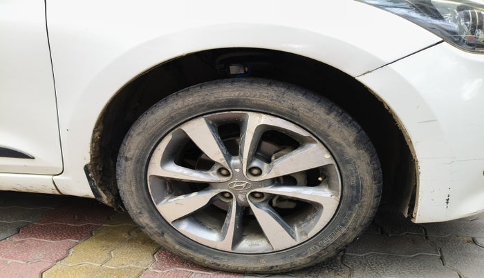 2016 Hyundai Elite i20 ASTA 1.2, Petrol, Manual, 1,29,425 km, tyre