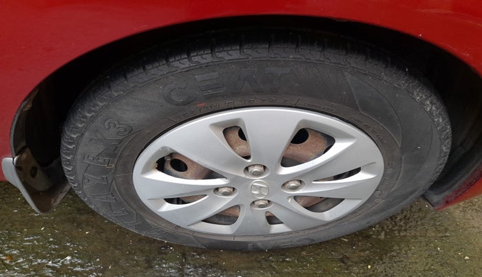 2011 Hyundai i10 SPORTZ 1.2, Petrol, Manual, 47,421 km, tyre