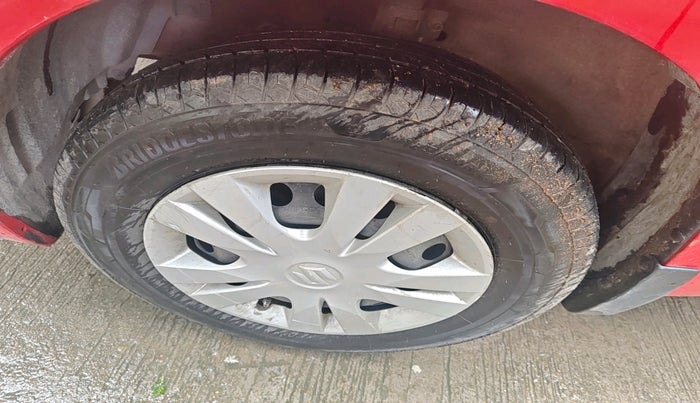 2015 Maruti Swift Dzire VDI, Diesel, Manual, 96,089 km, tyre