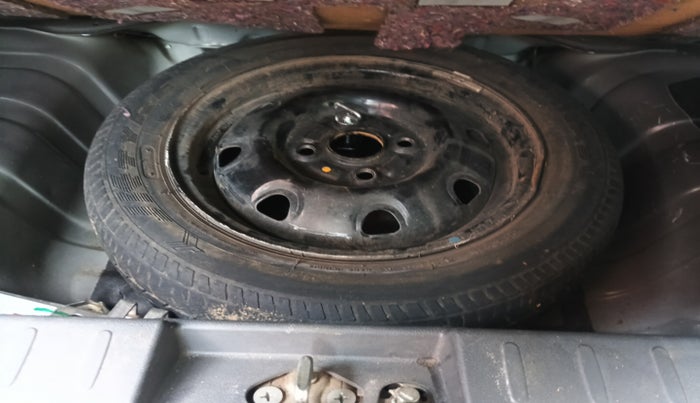 2018 Maruti Alto K10 VXI, Petrol, Manual, 21,500 km, tyre
