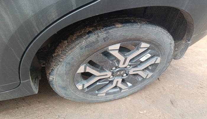 2023 Hyundai EXTER SX(O) CONNECT 1.2 AMT, Petrol, Automatic, 15,715 km, tyre