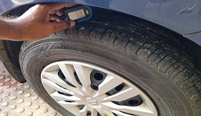 2018 Maruti Dzire VXI, Petrol, Manual, 31,882 km, tyre