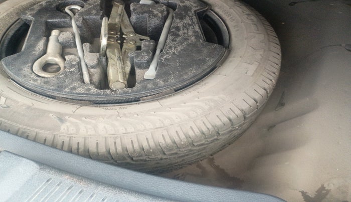 2015 Maruti S Cross ZETA 1.3, Diesel, Manual, 1,53,500 km, tyre