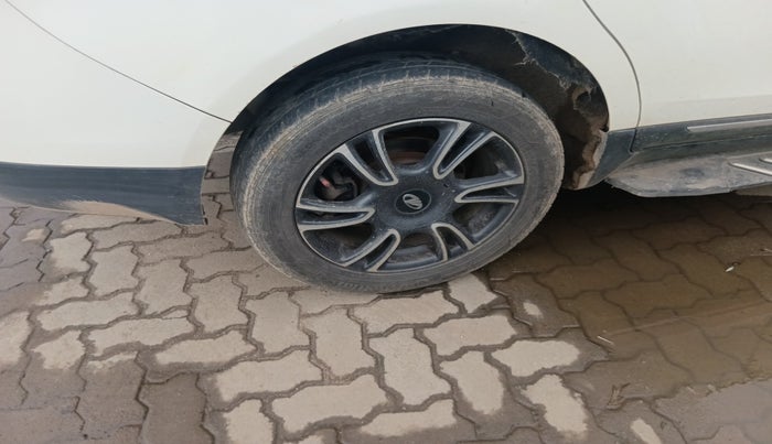 2020 Mahindra MARAZZO M8 8 STR, Diesel, Manual, 88,773 km, tyre
