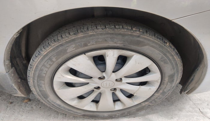 2017 Maruti Baleno DELTA DIESEL 1.3, Diesel, Manual, 1,31,012 km, tyre