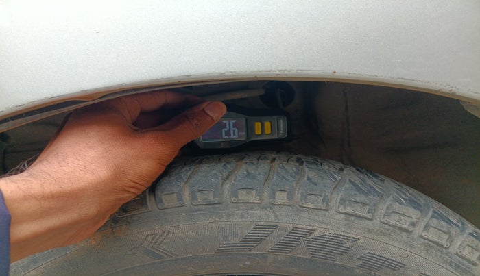 2013 Maruti Alto 800 LXI, Petrol, Manual, 37,909 km, tyre
