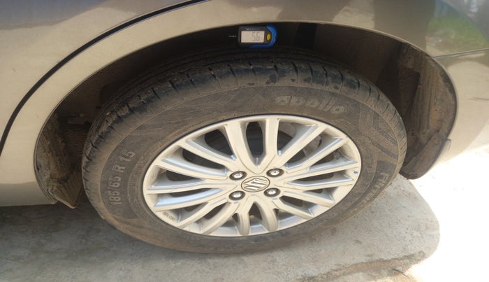 2023 Maruti Dzire ZXI, Petrol, Manual, 27,525 km, tyre
