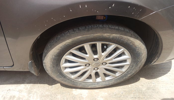 2023 Maruti Dzire ZXI, Petrol, Manual, 27,525 km, tyre