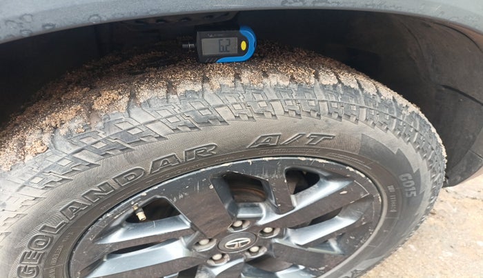 2020 Tata Harrier XZ PLUS 2.0L DARK EDITION, Diesel, Manual, 91,776 km, tyre