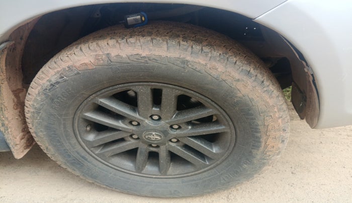 2012 Toyota Fortuner 3.0 4X2 MT, Diesel, Manual, 1,57,248 km, tyre