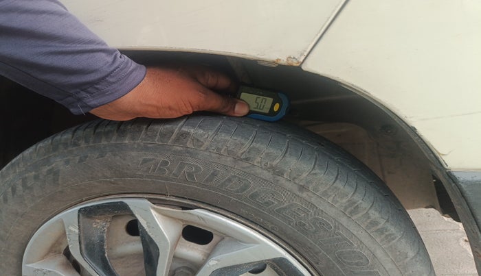 2019 Mahindra Kuv100 K2 TRIP CNG, Petrol, Manual, 91,652 km, tyre