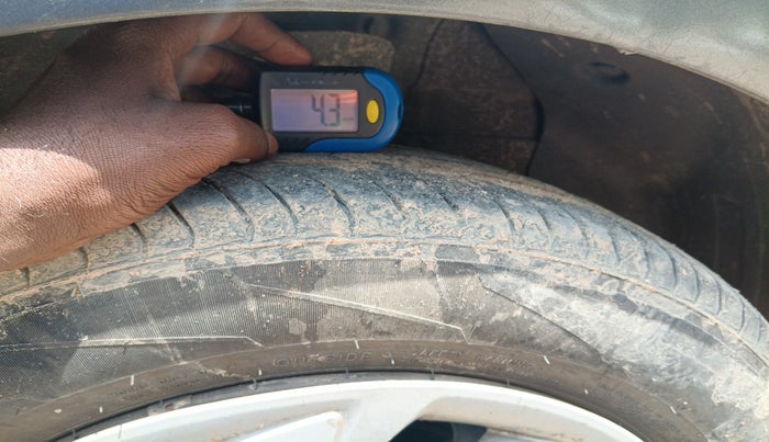 2022 Hyundai NEW SANTRO SPORTZ MT, Petrol, Manual, 1,08,802 km, tyre