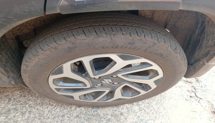 2024 Maruti FRONX ALPHA 1.0L TURBO 6 AT, Petrol, Automatic, 14,383 km, tyre