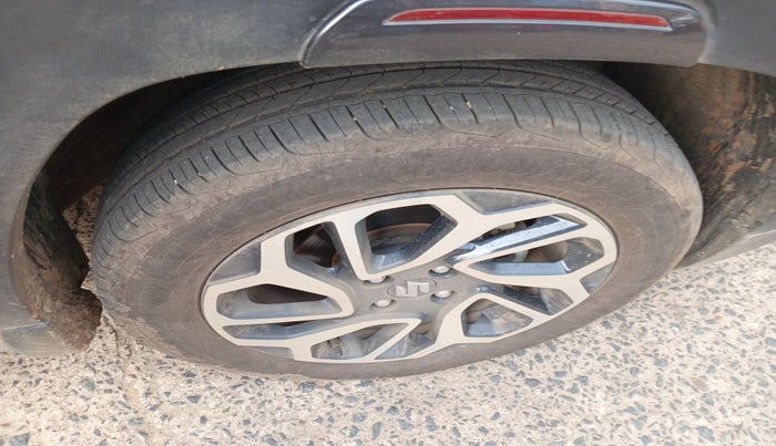 2024 Maruti FRONX ALPHA 1.0L TURBO 6 AT, Petrol, Automatic, 14,383 km, tyre