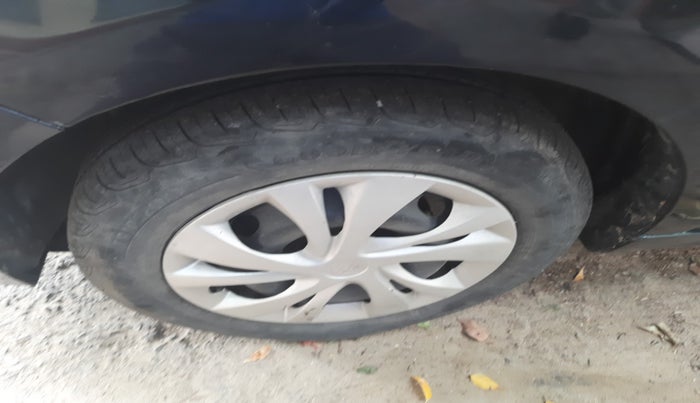2022 Tata Tiago XT (O) PETROL, Petrol, Manual, 28,384 km, tyre