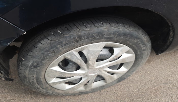 2022 Tata Tiago XT (O) PETROL, Petrol, Manual, 28,384 km, tyre