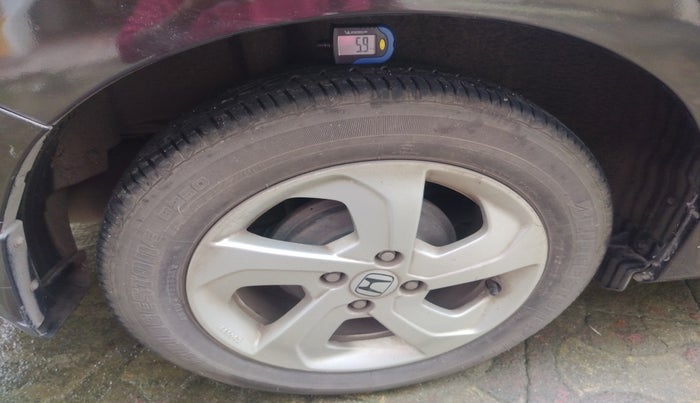 2015 Honda City 1.5L I-VTEC VX CVT, Petrol, Automatic, 45,476 km, tyre