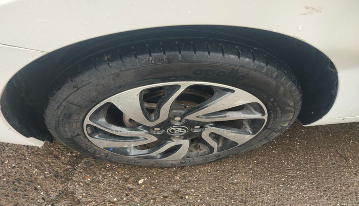 2019 Toyota Glanza G, Petrol, Manual, 30,449 km, tyre