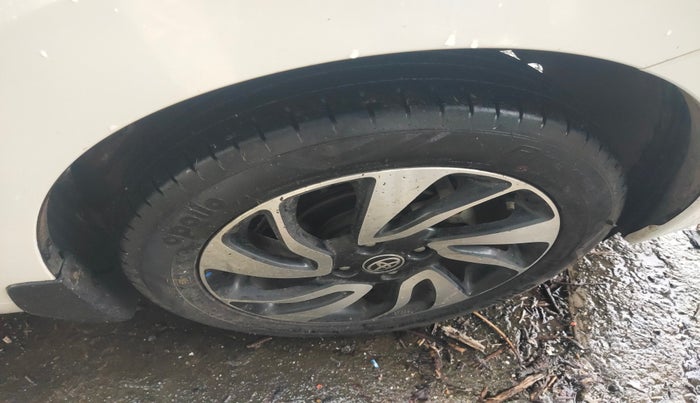 2019 Toyota Glanza G, Petrol, Manual, 30,449 km, tyre